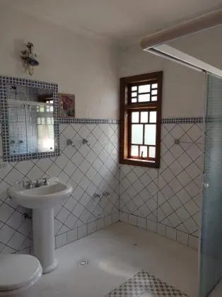 Casa em condomínio à venda