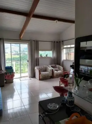 Casa em Condomínio Fechado em Lindoia, Circuito das Águas Paulista