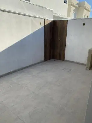 Linda casa em condominio fechado