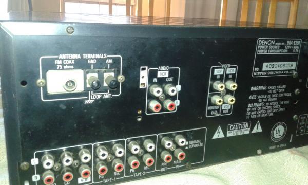 Receiver Denon DRA835R é um reciever clássico com 100 watts por canal
