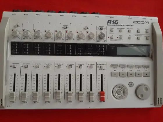 Recorder interface Controller R16