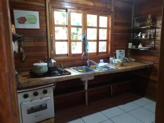 Sítio com duas casas excelentes