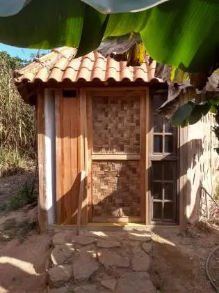 Sítio com duas casas excelentes