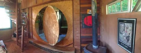 Sítio com duas casas excelentes