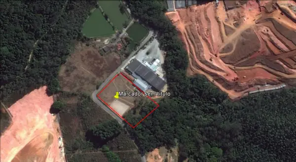Terreno á venda na região de Cotia