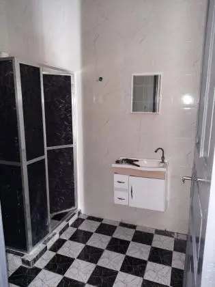 Aluga se Casa de Vila - 2 quartos - Marechal Hermes