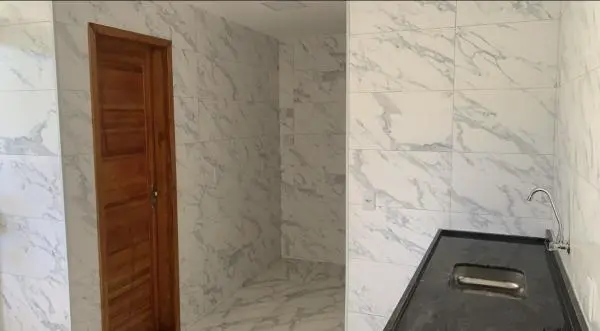 Apartamento nas Pitangueiras, 02 quartos