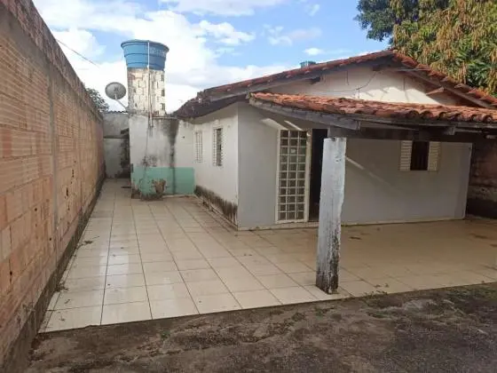 Casa Á venda