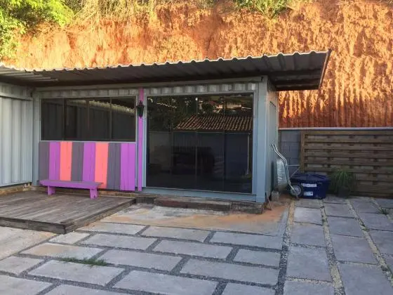 Container com estacionamento por temporada