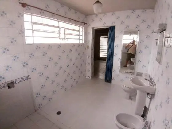 INCRÍVEL! Sobrado ÚNICO de 247m2 no CENTRO de MOGI por esse preço? É sério?