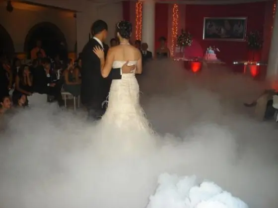 Locação Maquina De Gelo Seco ( Nevoa Fumaça só no chão ) & Festa Casamento Debutante Gravação