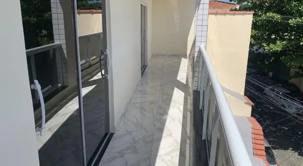 Ótima Cobertura nas Pitangueiras, 02 quartos
