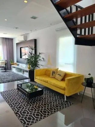 SO0243 Sobrado Residencial / Condomínio Aruã