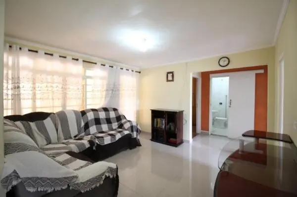 Vende-se casa em Osasco/Umuarama