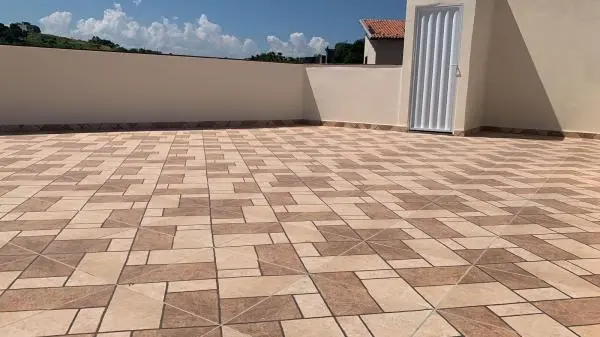 Alugo ótima Cobertura nas Pitangueiras