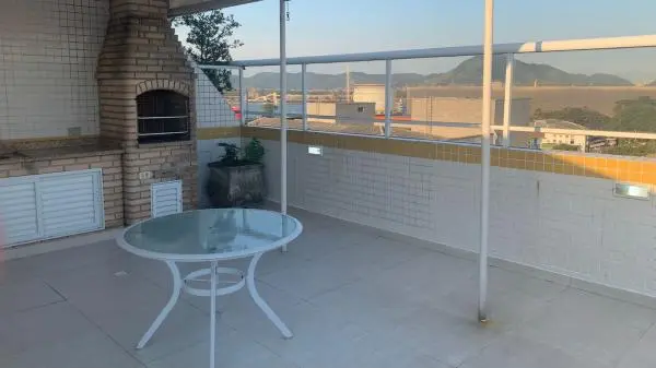 Aluguel de lindo Triplex próximo ao canal 6 em Santos