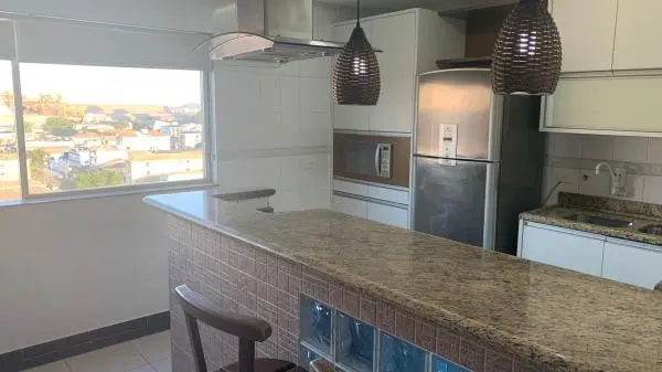 Aluguel de lindo Triplex próximo ao canal 6 em Santos