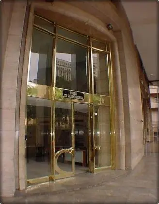 SALA COMERCIAL NO CENTRO, LARGO DO PAISSANDÚ
