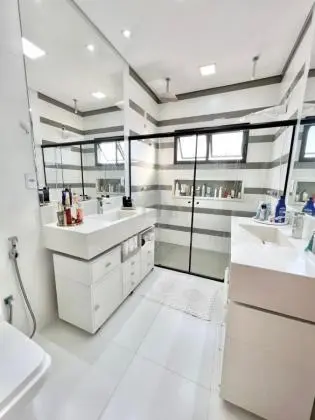 Sobrado para Venda, Indaiatuba 3 Dorm 2 Suites 3 Banheiro 2 vagas de garagem