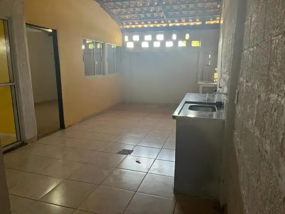 Vendo Casa em Condomínio, Jardim Gardênia, 03 quartos