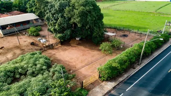 VENDO TERRENO DE 1.756M2 ÁREA INDUSTRIAL DE BRODOWSKI