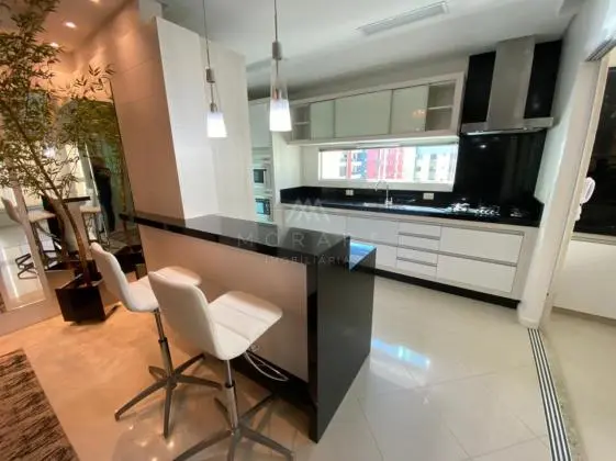 ABAIXOU! LINDO APTO COM 4 SUÍTES E 2 VAGAS EM ITAPEMA SC