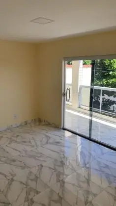 Alugo ótima cobertura nas pitangueiras