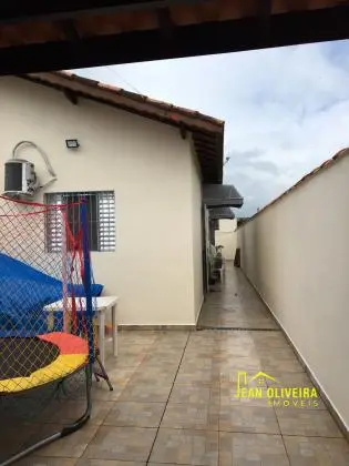 Casa em Itanhaém, região Bopiranga