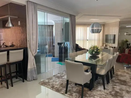 OPORTUNIDADE! APTO COM 3 SUÍTES MOBILIADO E DECORADO E 2 VAGAS - 2º QUADRA DO MAR!