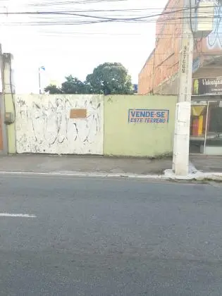 Terreno a venda em Macaé RJ. Centro.