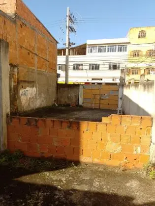 Terreno a venda em Macaé RJ. Centro.