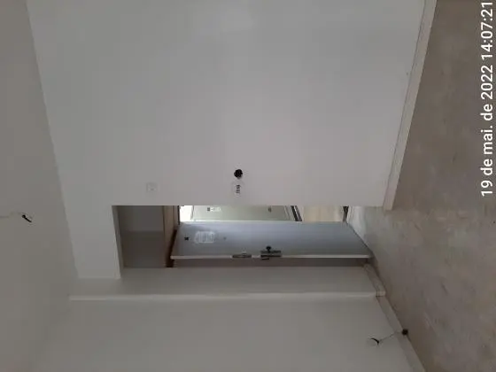 Sala comercial, localizada na Rua das Marrecas, próxima do Passeio Público-RJ