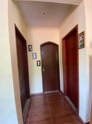 Vende-se linda casa de campo em Sta. Isabel/Valença-RJ