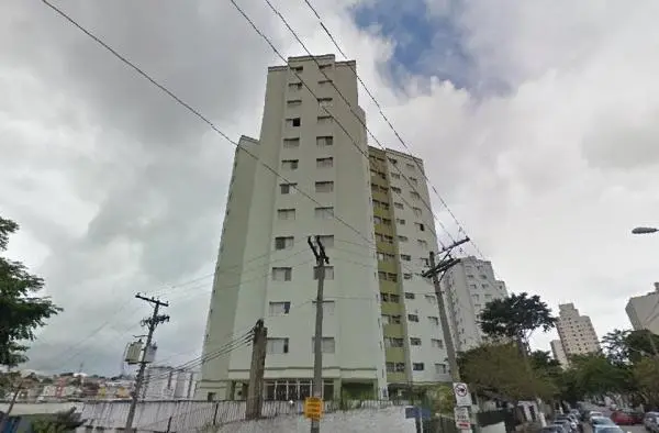 Apartamento Recentemente Reformado.