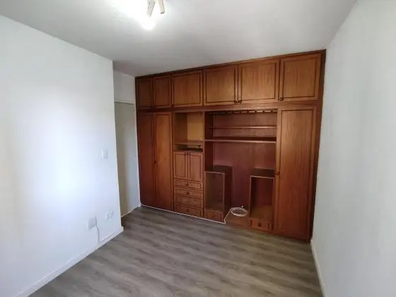 Apartamento sol da manhã 2 dorms com sacada vaga coberta Bonfim