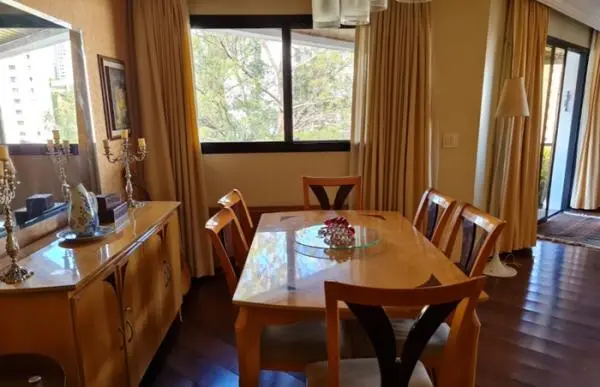 APARTAMENTO UM POR ANDAR NA VILA ANDRADE - MORUMBI