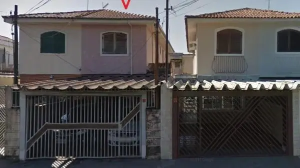 Casa Sobrado - Bem Localizado.