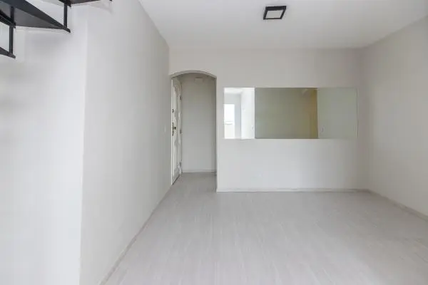 Cobertura Duplex com Piscina e Churrasqueira.