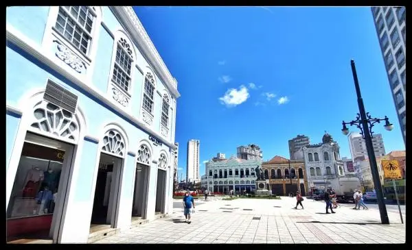 IMÓVEL COMERCIAL AMPLA LOJA PARA LOCAÇÃO EM CURITIBA - Paraná - Brasil