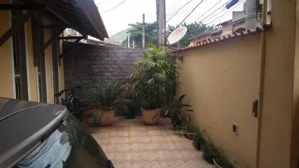 Vendo casa tradicional - a 15 minutos do centro de Campo Grande