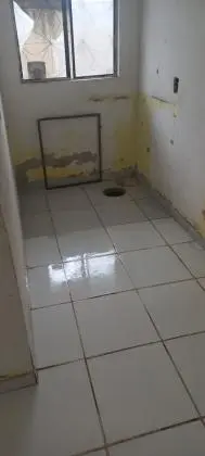 vendo uma quitinete na Pedra de Guaratiba (precisa de reforma)