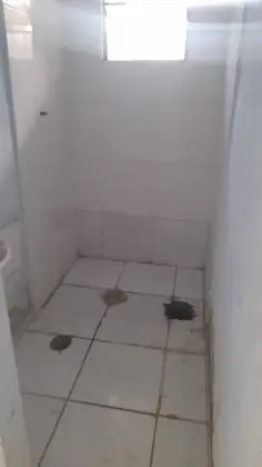 vendo uma quitinete na Pedra de Guaratiba (precisa de reforma)