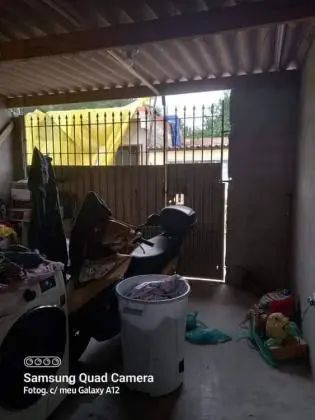 Vendo com urgência casa de 2 cômodos