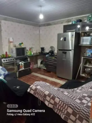 Vendo com urgência casa de 2 cômodos