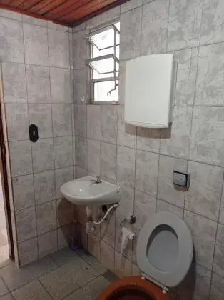 Aluga-se casa de 3 cômodos Cotia SP