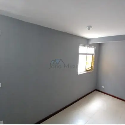 Apartamento duplex com 2 dormitórios à venda no Cordoeira [Térreo].