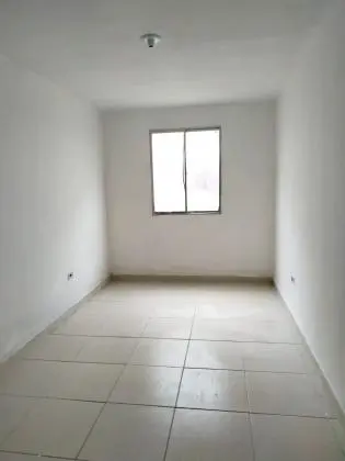 Apartamento térreo com 2 dorms, lavanderia e vaga de garagem. Arcoverde/PE