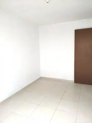 Apartamento térreo com 2 dorms, lavanderia e vaga de garagem. Arcoverde/PE