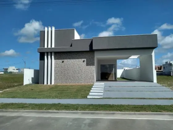 Casa Térrea 3/4  Ótima oportunidade