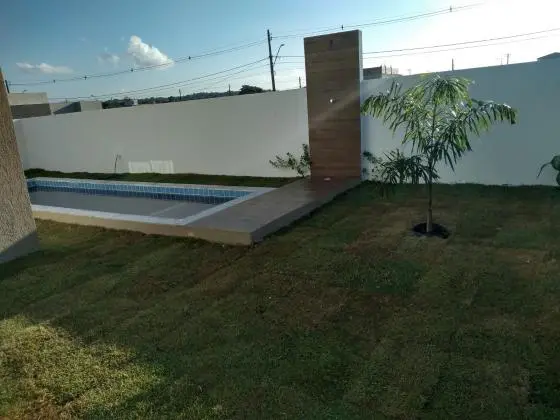 Casa Térrea 3/4  Ótima oportunidade no cond. terras alphaville